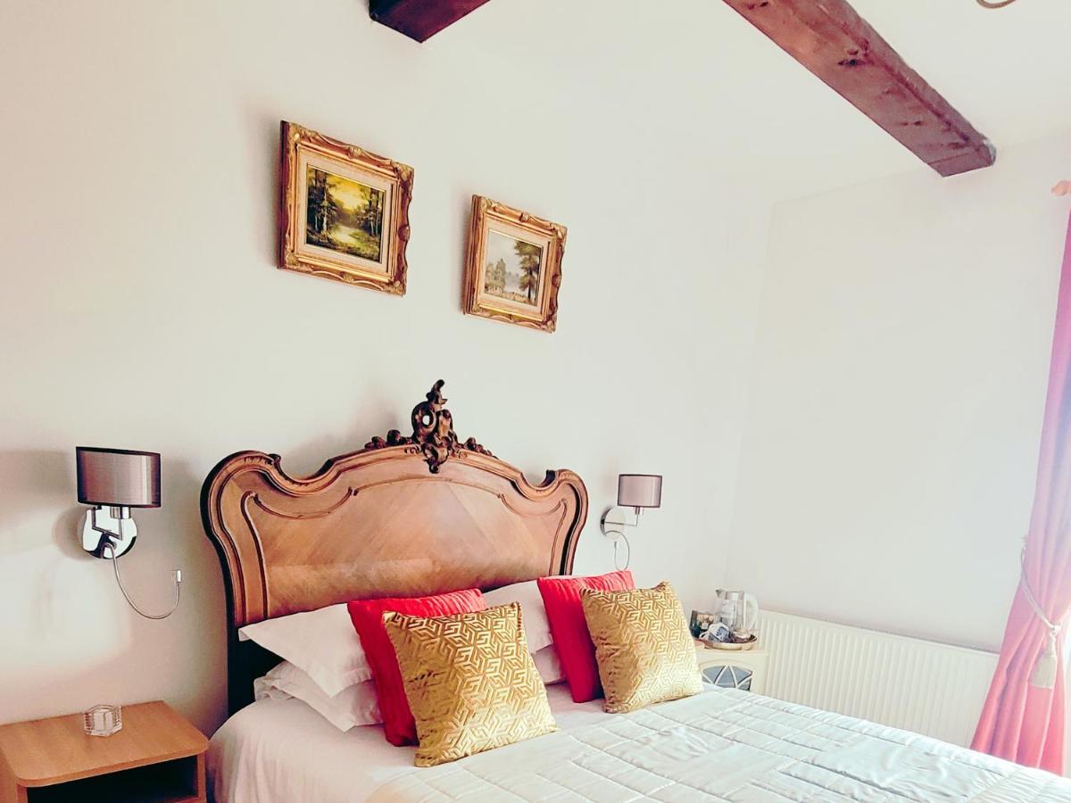 Carpathia Magic -Adults Only Vila Peştera Exterior foto